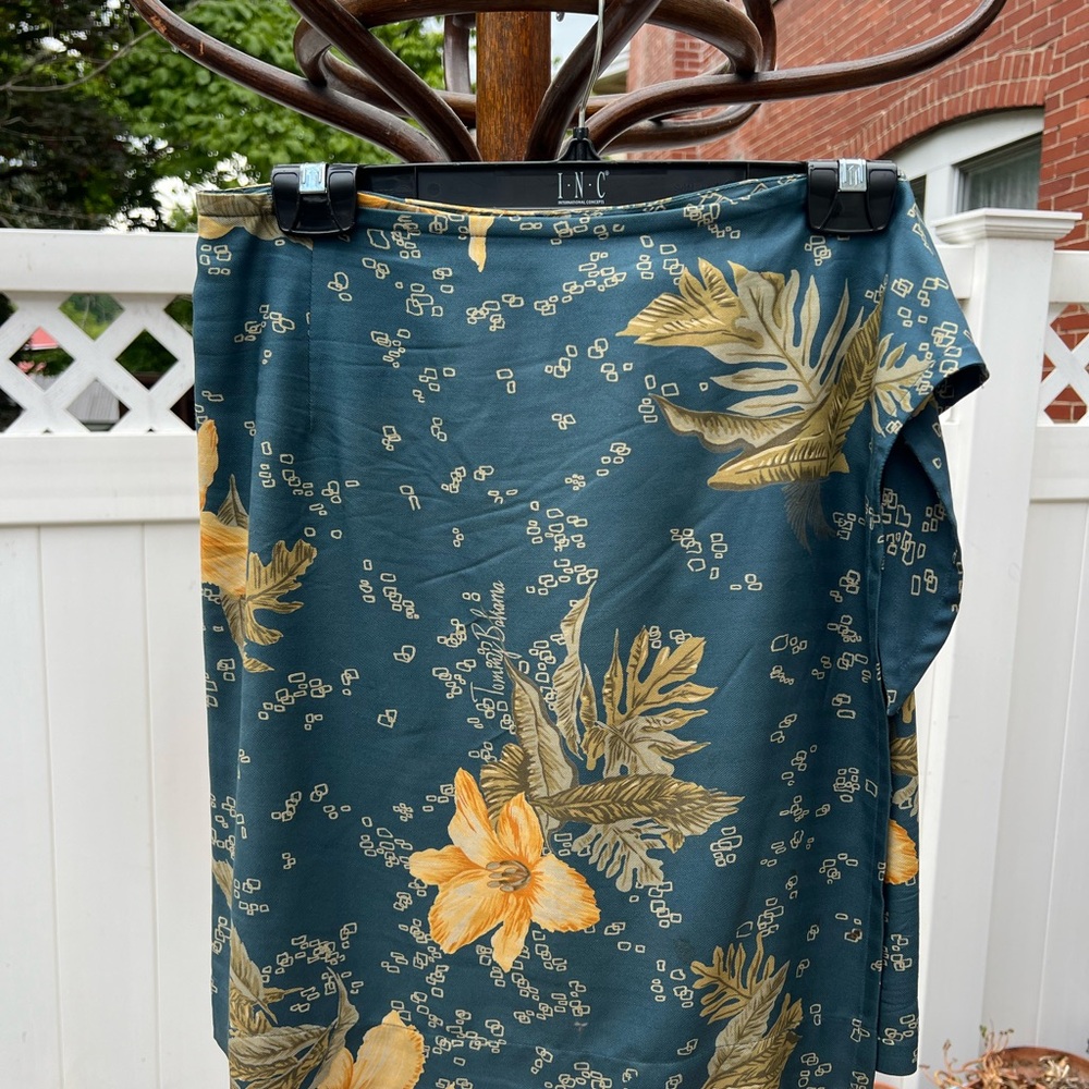 Tommy Bahama Teal and Mustard Silk Tropical Print Skirt